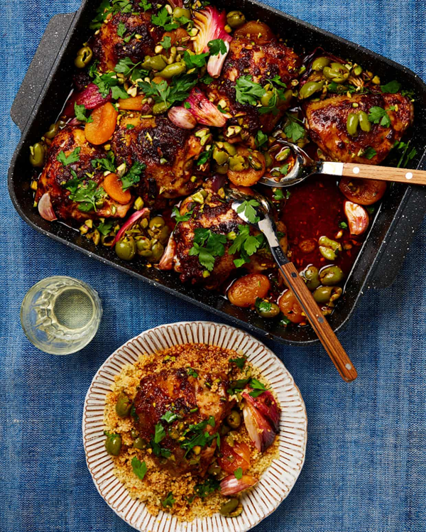 Chicken, harissa and dried apricot traybake