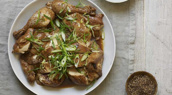 Chicken in Chinese master sauce