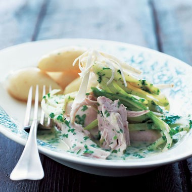 Chicken in horseradish and chervil sauce