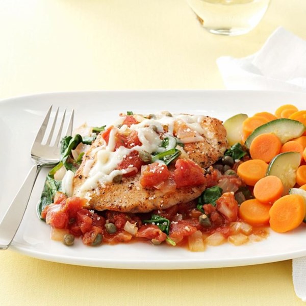 Chicken in tomato-caper sauce