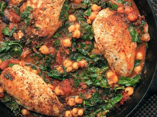 Chicken in tomato sauce with chickpeas and kale