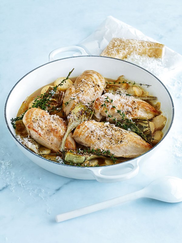 Chicken in white wine with lemon potatoes