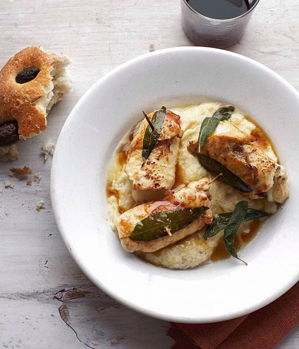Chicken involtini with white polenta
