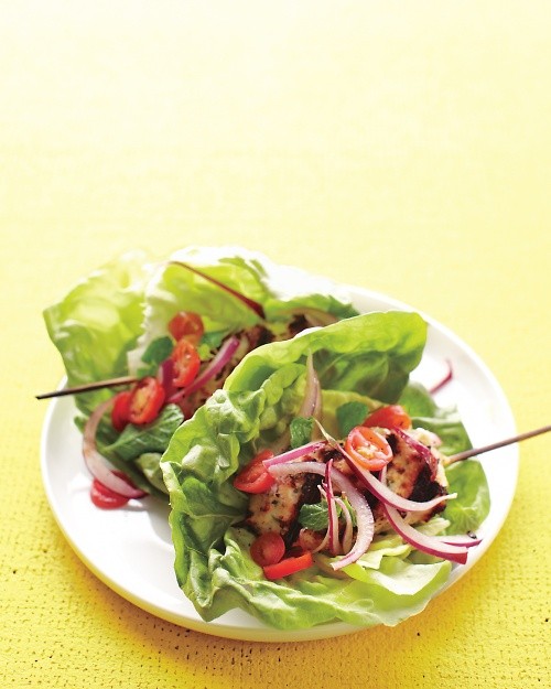 Chicken kebabs in lettuce cups