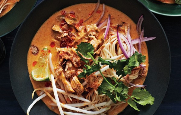 Chicken khao soi