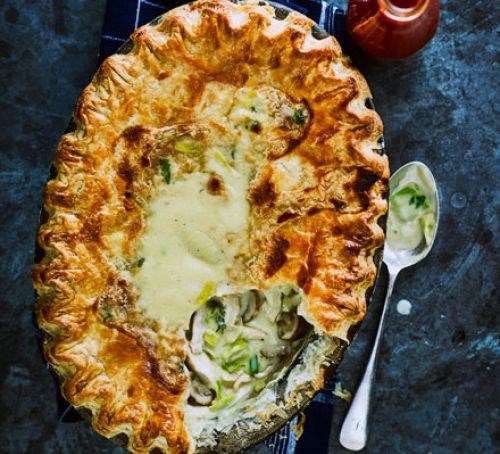 Chicken, leek & mushroom pie