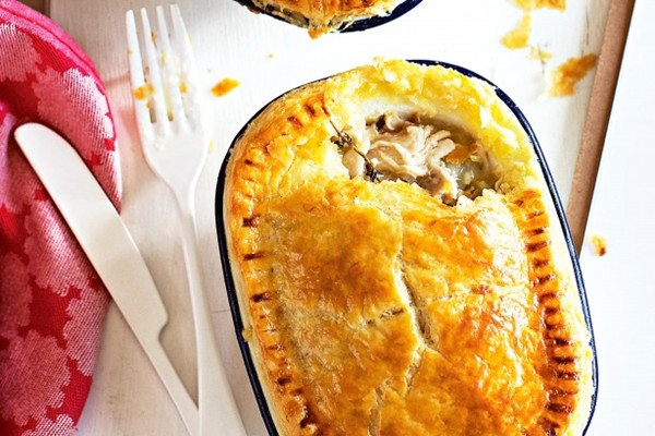Chicken, leek & thyme pies with simple flaky pastry