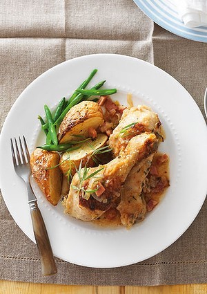 Chicken, leek and bacon casserole