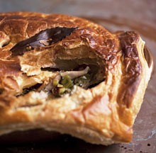 Chicken, leek, and parsley pie