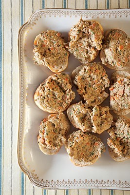 Chicken liver crostini (Crostini di fegatini)