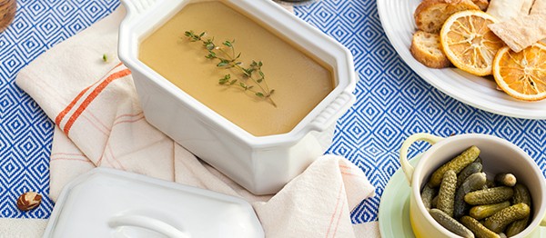 Chicken liver mousse with Lillet gelée