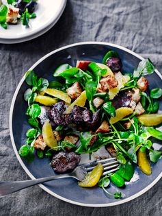 Chicken liver, orange, pea shoot & watercress salad
