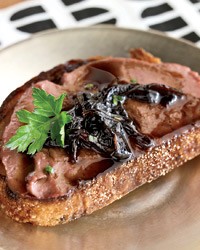 Chicken-liver toasts with shallot jam
