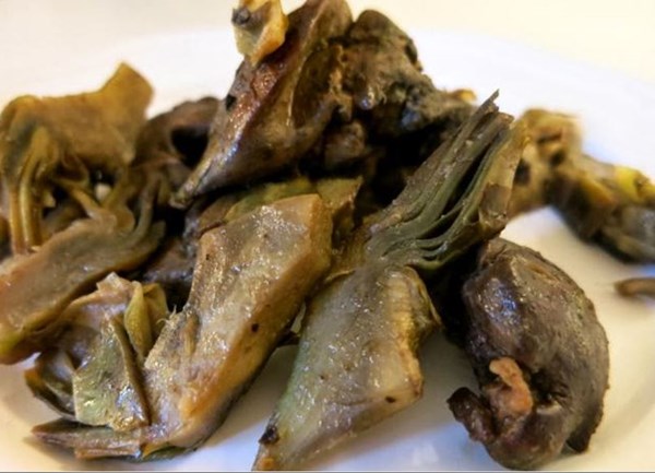 Chicken livers and artichokes