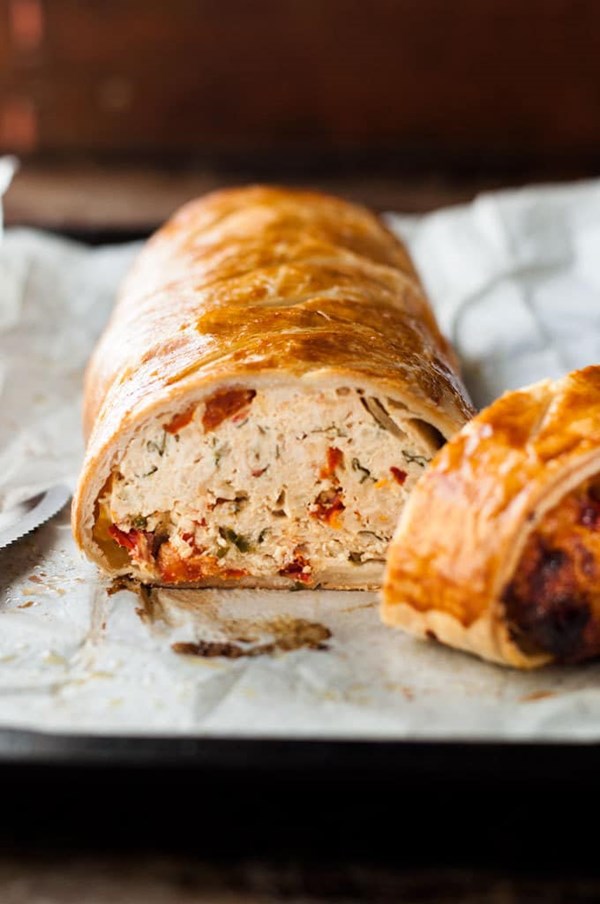 Chicken meatloaf Wellington with sun dried tomatoes