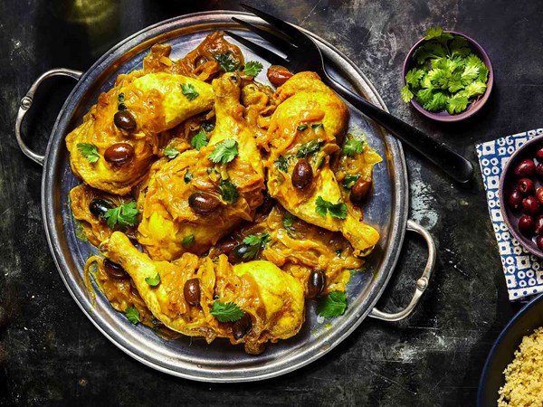 Chicken m'qualli tagine with olives and preserved lemons 