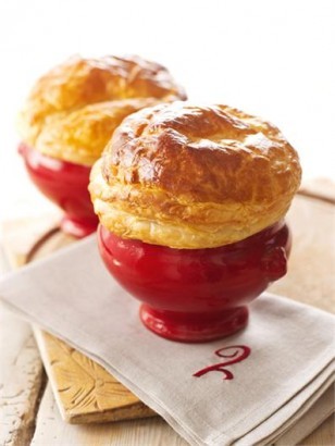Chicken, mushroom and bacon pie