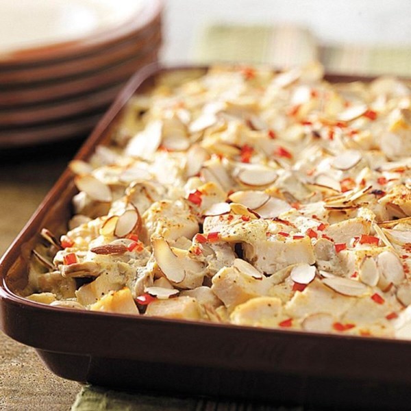 Chicken ‘n’ hash brown bake