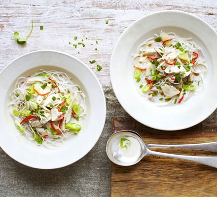 Chicken noodle laksa