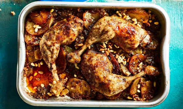 Chicken, onion and sumac casserole (Mhammar djej)
