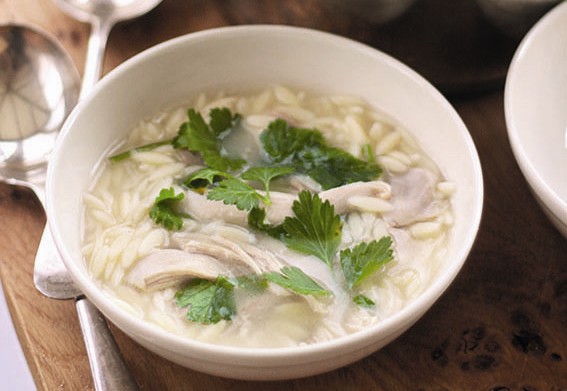 Chicken, orzo and parsley soup