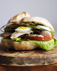 Chicken pan bagnat