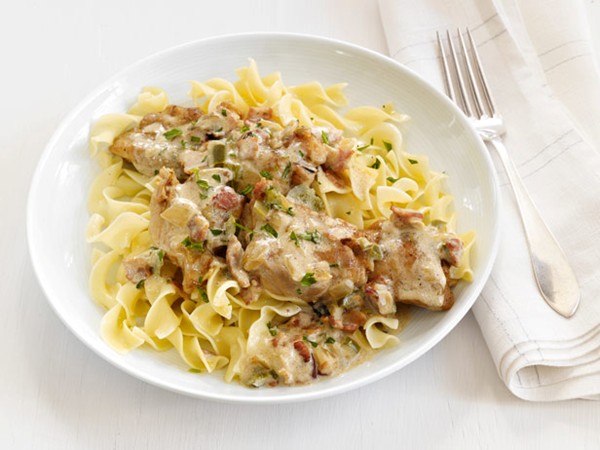 Chicken paprikash