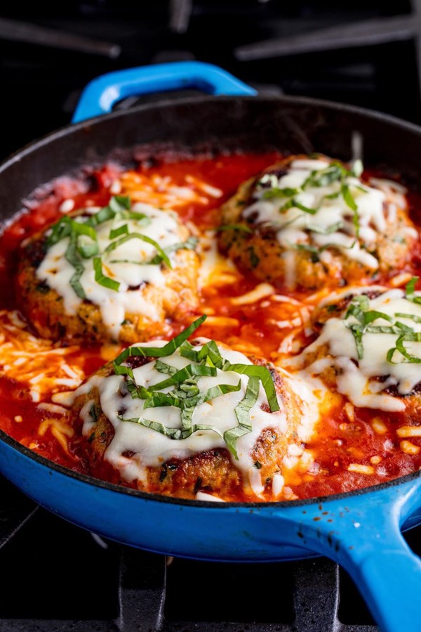Chicken Parm burgers 