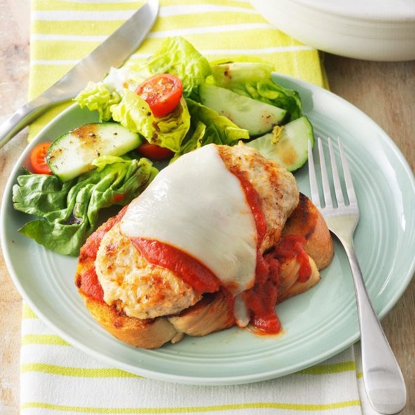 Chicken Parmesan burgers