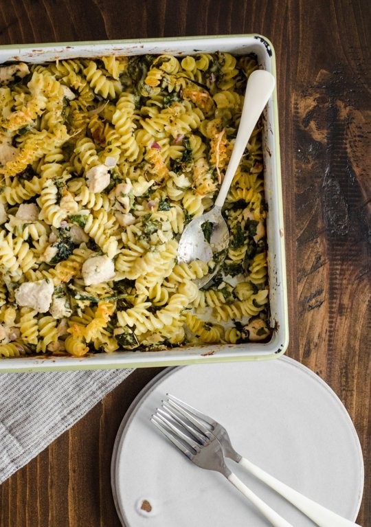 Chicken pasta bake with spinach & Parmesan