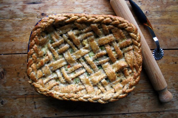 Chicken, pea and fennel pie with a cheesy Pernod sauce