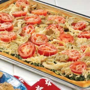 Chicken-pesto pan pizza