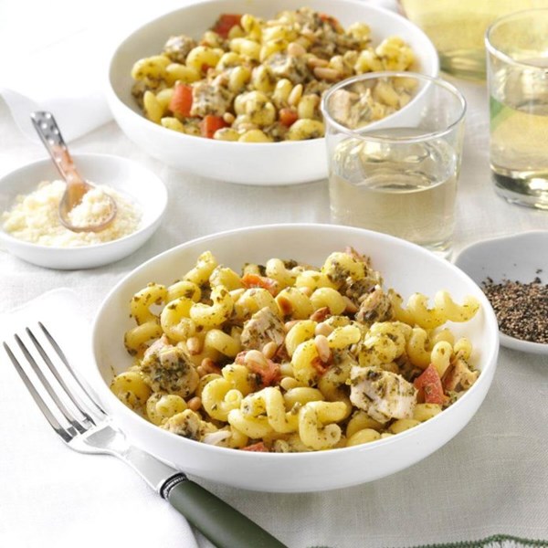 Chicken pesto with pasta