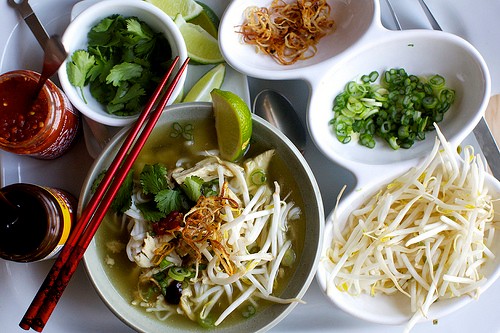 Chicken phở