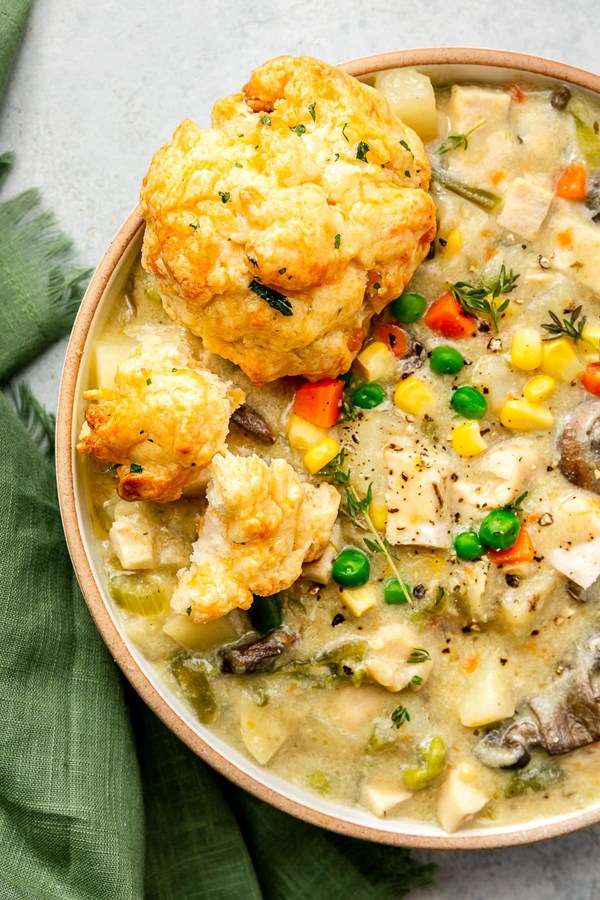 Chicken pot pie soup