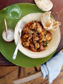 Chicken, potato and spinach curry in a hurry