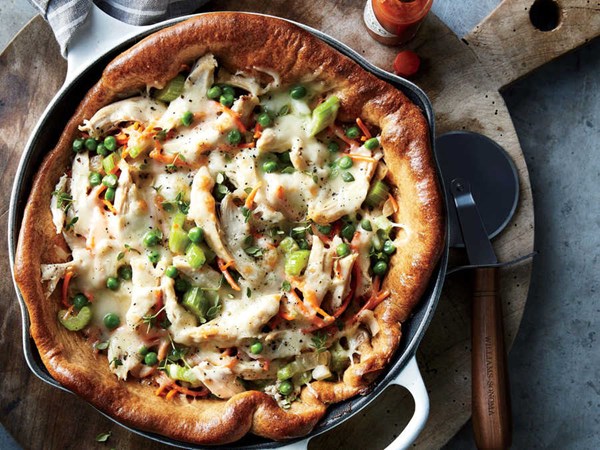Chicken potpie skillet pizza