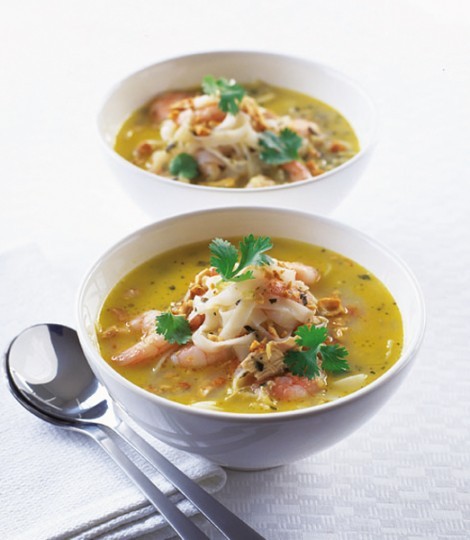 Chicken, prawn and noodle laksa