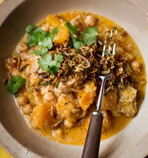 Chicken, pumpkin and chickpea korma with crispy shallots