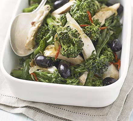 Chicken salad with broccoli