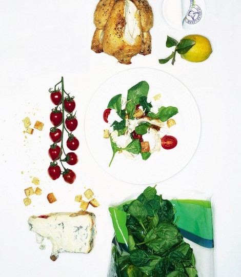 Chicken salad with croûtons and Gorgonzola dressing