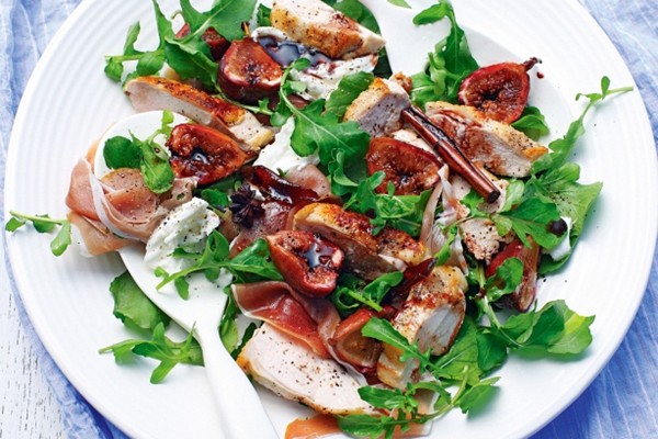 Chicken salad with spiced figs and buffalo mozzarella