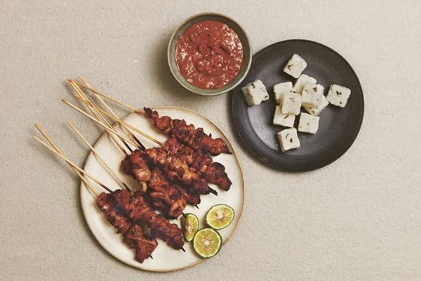 Chicken satay (Sate ayam)