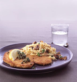 Chicken schnitzel with capers and parsley