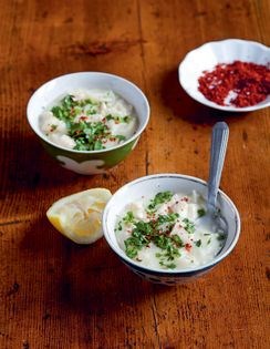 Chicken soup (Tavuk çorbasi)
