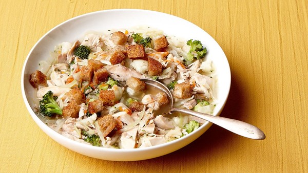 Chicken soup with crucifers and caraway
