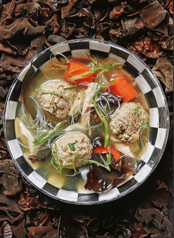 Chicken soup with glass noodles and pork-scallion meatballs (Chicken sotanghon soup)
