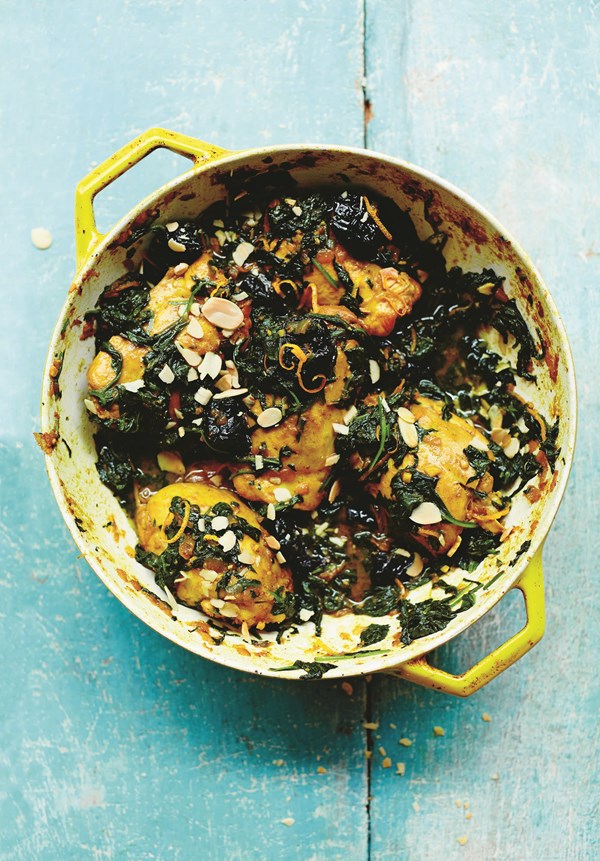 Chicken stew with spinach and prunes  (Aloo esfinaj)