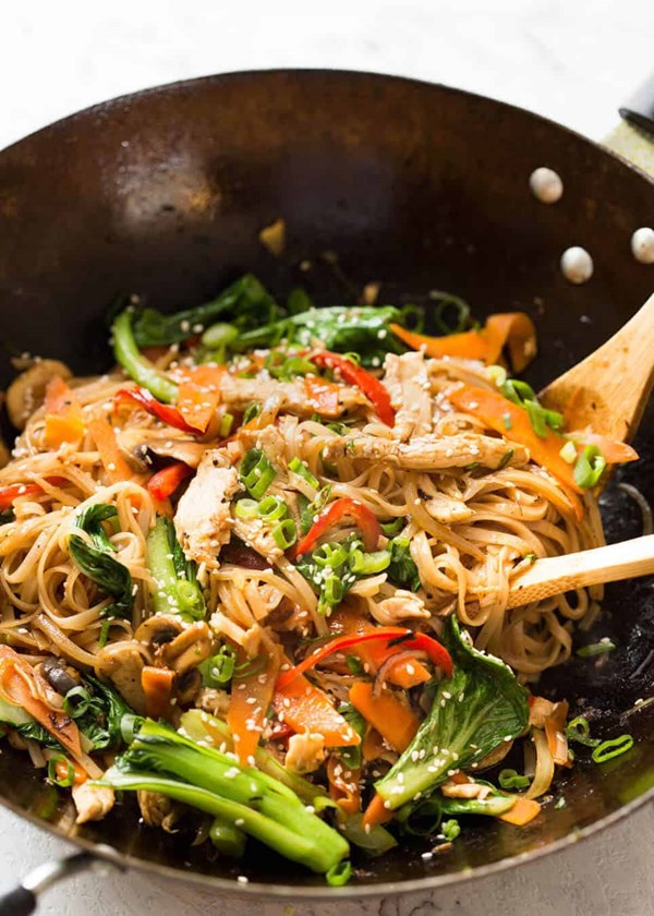 Chicken stir fry with rice noodles