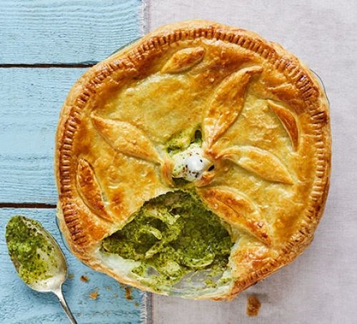 Chicken, tarragon and watercress puff pie